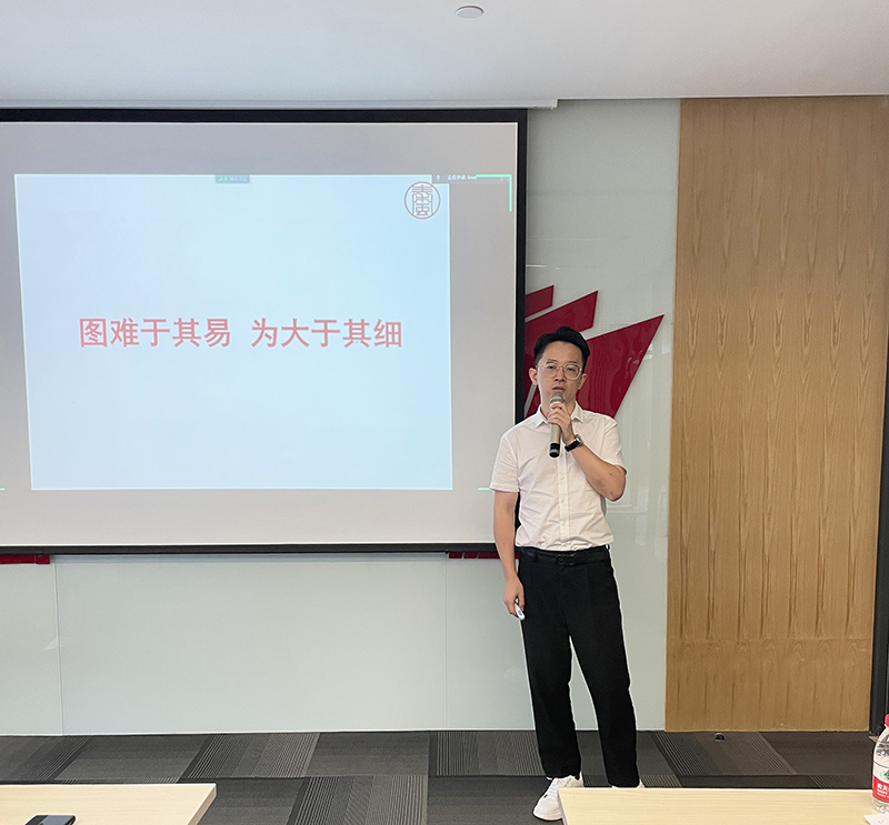 陈-1.jpg